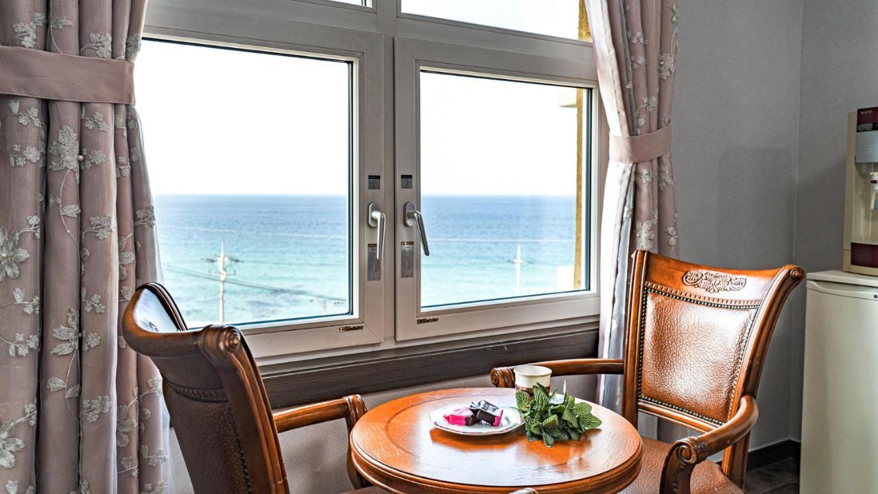 Pension Badawa Gangneung Exterior photo