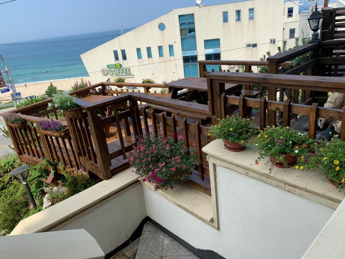 Pension Badawa Gangneung Exterior photo